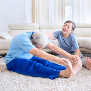 Douleur au pied personne âgée : prévenir et traiter en faisant de l'exercice, des étirements et renforcements